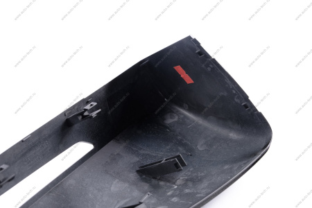 Накладка зеркала правого в цвет 672 Пантера (черный) LADA Vesta FL Lada LADA 8460008990-672