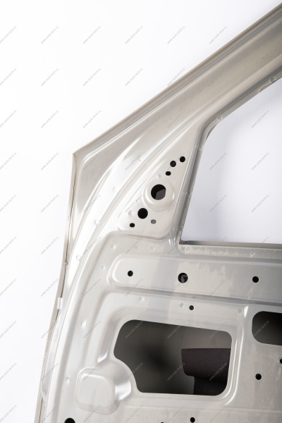 Дверь ВАЗ-1118/2190 передняя правая с брусом безопасности и прокладкой изоляционной (серый грунт) Lada LADA 11180610001480