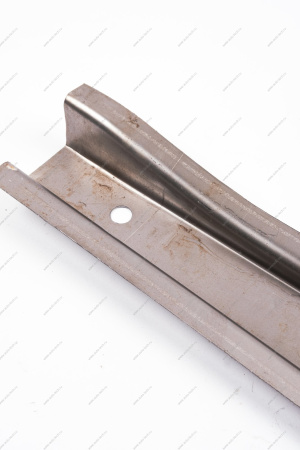 Лонжерон пола передний ВАЗ-2110 правый (на днище) Kamaz KAMAZ 21100510130261