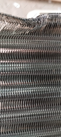 РОЗНИЦА Радиатор новый охлаждения RENAULT Duster 2015-/LADA Vesta/XRAY ( Незначительный загиб ламелей в двух местах) Renault RENAULT 214108042R