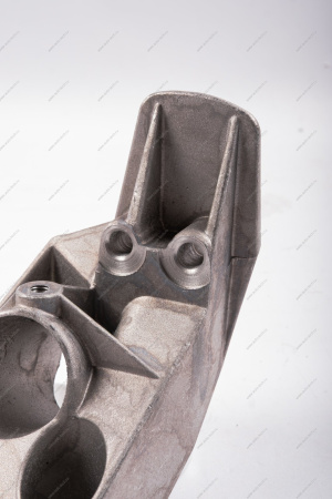 Кронштейн ВАЗ-2190 левой опоры двигателя МКПП АвтоВАЗ LADA 21900100123100