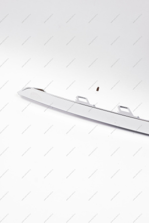 Молдинг переднего бампера нижний правый (хром) LADA Largus (FL) NEW Россия Россия 8450090635