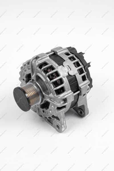 Генератор 150А LADA Vesta (Bosch) Renault RENAULT 231009362R