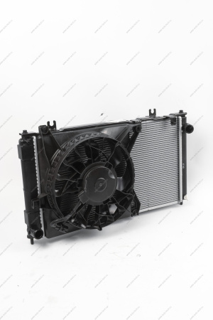 Радиатор охлаждения ВАЗ-2190/daтsun + рад.конд. с эл. вент.(1 спереди+1 сзади) до 2015 г. МКПП в сборе (HALLA) Lada LADA 21900130000811