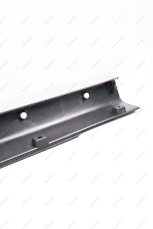 Облицовка LADA Largus Cross (FL) NEW порога левая с лентой Lada LADA 8450091633