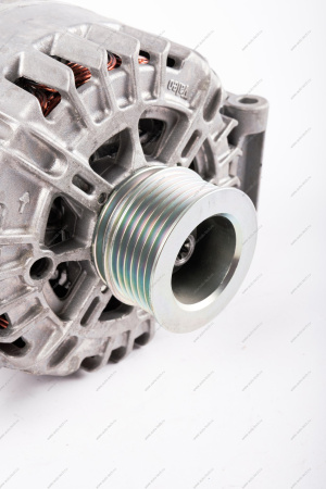 Генератор Lada XRAY ( Valeo) Lada LADA 8450006901