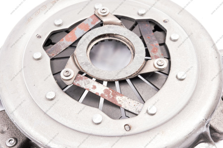 Комплект сцепления (корзина, диск, подшипник выжимной) ВАЗ-21213 дв.1,7 (фирм. упак. LADA) Lada LADA 21213160100000