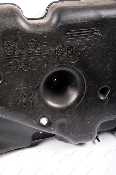 Бак топливный инжекторный пластик в сборе с ЭБН LADA Largus (р3м,р4м) ORIGINAL Lada LADA 8450009499