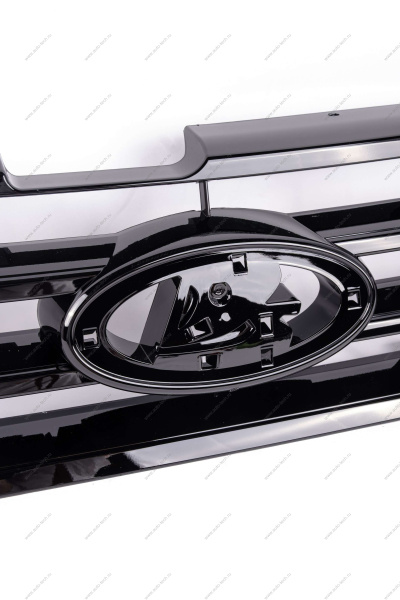 Решетка радиатора LADA Vesta SW Cross (накладка) глянцевая Lada LADA 8450030181 Решетка радиатора LADA Vesta SW Cross (накладка) глянцевая Lada LADA 8450030181