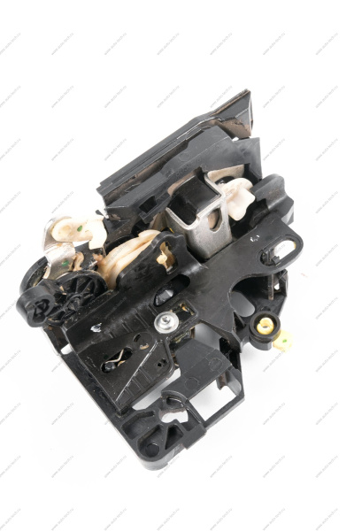 Замок RENAULT Logan II 2014- передний правый механический Renault RENAULT 805028442R