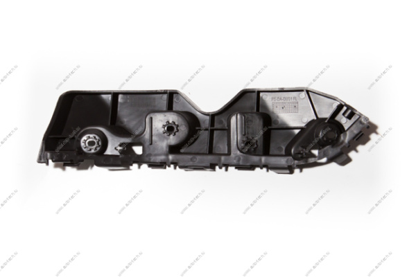 Кронштейн бампера передний правый RENAULT Duster/Рено Дастер (пласт) Api Тайвань Api 622220011R