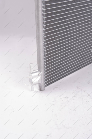 Радиатор кондиционера LADA Vesta NG Renault RENAULT 921006850R Радиатор кондиционера LADA Vesta NG Renault RENAULT 921006850R