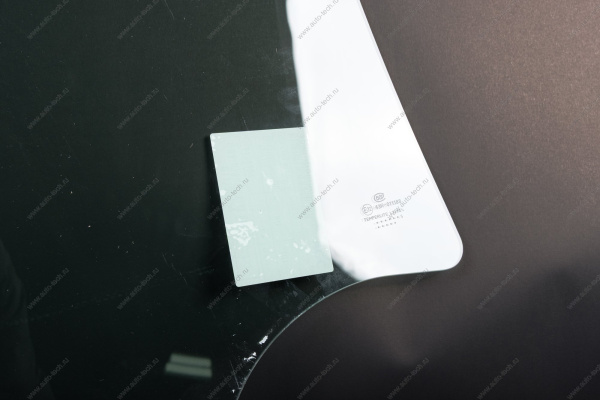 Стекло задней двери левое Tinted тонирован.LADA Largus (AGC) Lada LADA 4028213