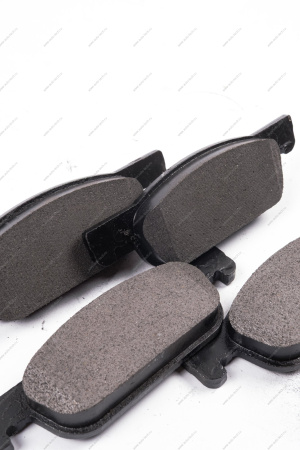 Колодки LADA XRAY переднего тормоза к-т BRECKNER BRECKNER BK42010