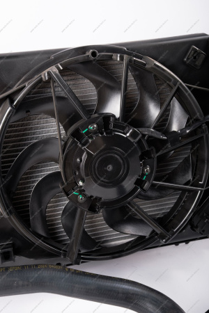 Радиатор охлаждения ВАЗ-2190/Datsun с 2015- + рад.конд.с эл.вент. и патрубками АКПП в сборе нов.обр. Lada LADA 21901130000814