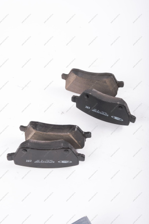 Колодки переднего тормоза к-т Lada Vesta SW/ SW Cross Lada LADA 8450108101