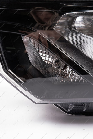 Фара левая под гидрокорректор (FL) LADA GRANTA 2018- ORIGINAL Lada LADA 8460018776