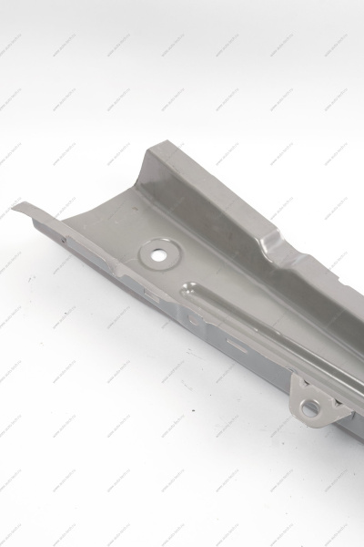 Усилитель брызговика верхний правый (FL) LADA GRANTA 2018- (стрела) Lada LADA 8450104960