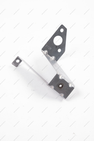 Кронштейн левого крыла Datsun боковой Nissan DATSUN 631415PA0C