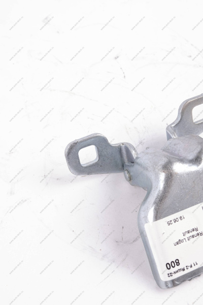 Петля двери (мет) Lada Largus/Renault Logan 04-13/ XRAY верхняя/нижняя Renault RENAULT 6001546883