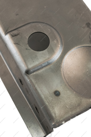 Поддомкратник передний левый ВАЗ-2123 Kamaz KAMAZ 21230510134163