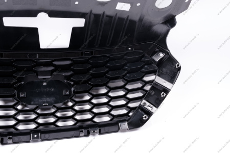 Решетка радиатора верхняя Datsun/mi do хэтчбек Nissan NISSAN 21970280305600