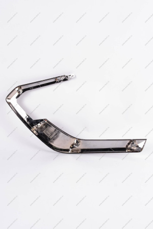 Молдинг переднего бампера нижний правый (хром) LADA Vesta FL Lada LADA 8450040052 Молдинг переднего бампера нижний правый (хром) LADA Vesta FL Lada LADA 8450040052