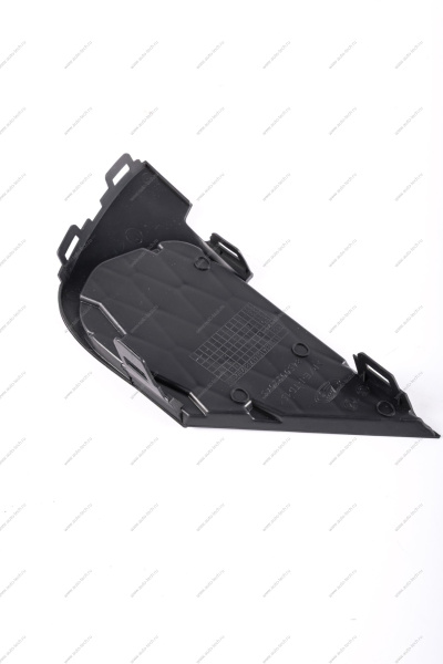 Заглушка передней противотуманной фары левая LADA Xray Cross Lada LADA 8450022045