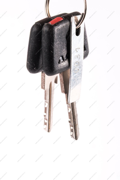Замок зажигания LADA Granta с иммобилайзером. к-т поставки ( зам.зажиг, 2 ключа, 3-личинки ) ДААЗ LADA 11180610500620