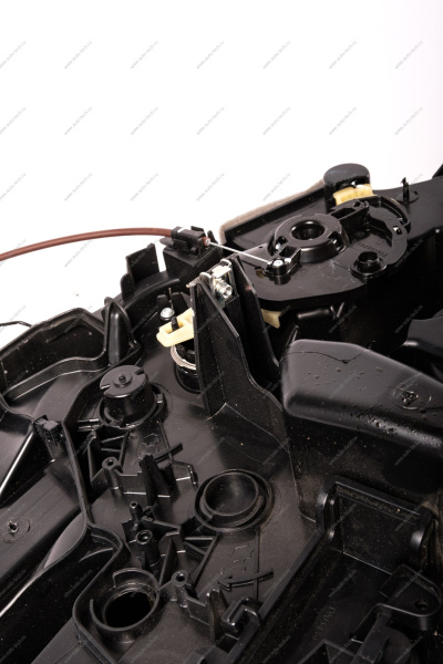 Модуль отопления, вентиляции и кондиционирования с рециркуляцией, с механическим (тросовым) приводом управления COMFORT Lada Vesta NG ( VALEO) Lada LADA 8450032252