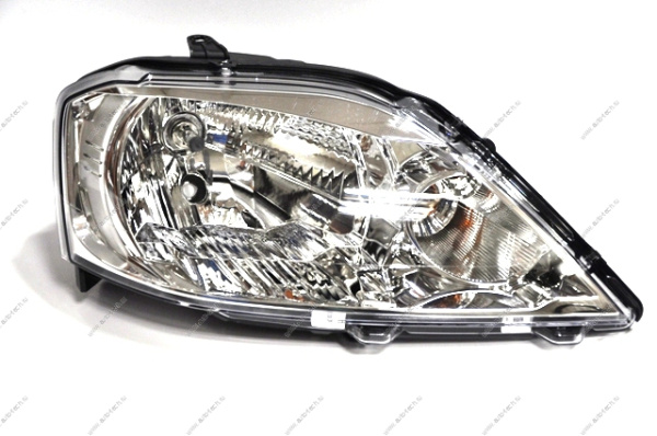 Фара правая RENAULT Logan/Рено Логан после 2010 (поворотник ближе к решетке) VALEO VALEO 044174
