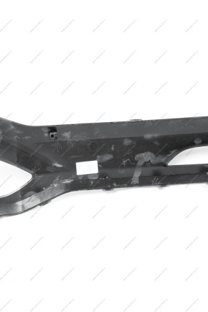 Накладка заднего бампера нижняя (серебристая) LADA Vesta SW Cross NG Lada LADA 8450042839