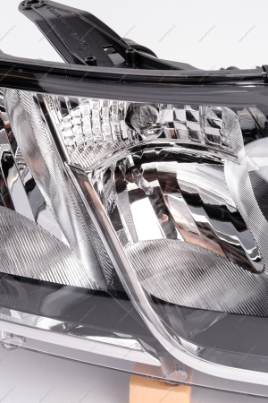 Фара правая RENAULT Logan 2014- ALRU.676512.128 лампа H7 Renault RENAULT 260106223R