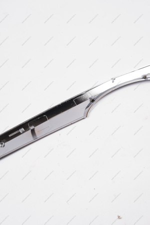 Молдинг решетки радиатора верхний под покраску LADA Largus ( Полад г Тольятти) Lada LADA 8450000246