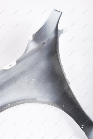 Крыло переднее правое LADA Vesta SW Cross крашеное 221 Ледниковый (белый) Lada LADA 8450102330-221