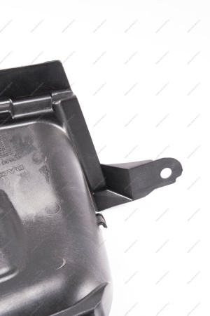 Щиток боковой переднего правого колеса LADA XRAY Renault LADA 638309356R