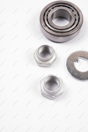 Подшипник ступицы ВАЗ-01-07 (комп. 2шт.+сал.+ гайки) (фирм. упак. ORIGINAL) Lada LADA 21010310180086