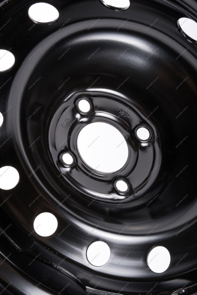 Диск колесный R-15 15X6 4X100 ET50 D60 штамп цвет черный LADA Largus Lada LADA 403005459R