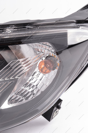 Фара левая под гидрокорректор (FL) LADA GRANTA 2018- ORIGINAL Lada LADA 8450100857