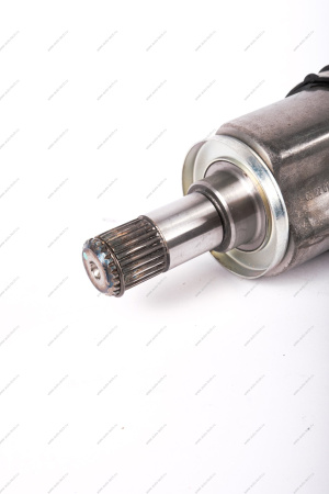 Привод правого переднего колеса (24*33зуб) LADA XRAY/Largus (GKN Driveline) Lada LADA 8450020013