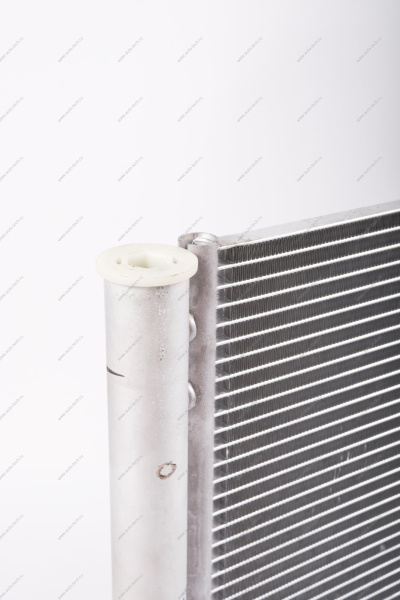 Радиатор кондиционера Lada Largus (FL) Renault RENAULT 921006454R