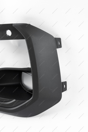 Облицовка ПТФ правая ( с отв. под парктроник) LADA Vesta SW Cross FL Lada LADA 8450042711