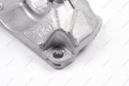 Кронштейн промежуточной опоры правого привода (вариатор) Lada Vesta/XRAY Renault RENAULT 397742114R