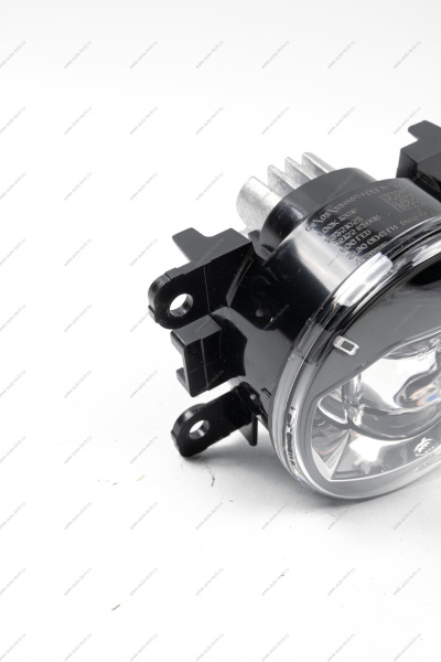 Фара противотуманная правая LЕD (с подсветкой поворота) LADA Vesta NG ORIGINAL (Valeo) (MADE IN BELGIUM) Lada LADA 8450047256