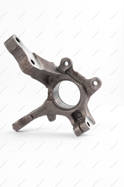 Кулак LADA Largus поворотный левый с АБС 100мм нов.обр. под болт D10мм Renault RENAULT 400155938R