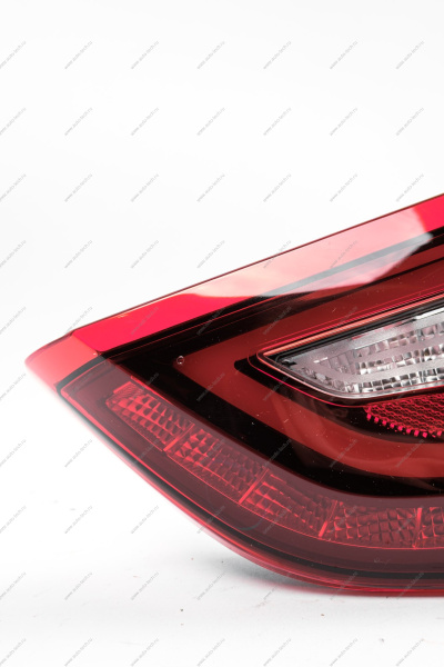 Фонарь задний внутренний правый светодиодный LADA Vesta FL ORIGINAL Lada LADA 8450040004