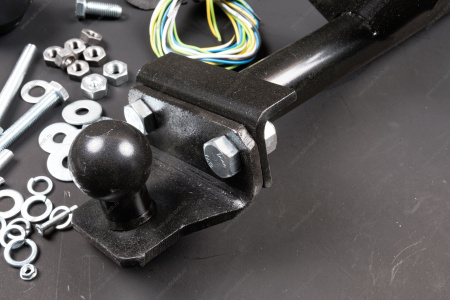 ТСУ (фаркоп) ВАЗ 2121 4x4, 21213, 21214 4x4, 2131, 2129 4x4, Niva Urban 4x4, Niva Legend 4х4 Дополнительное оборудование LADA 005_