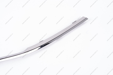 Молдинг решетки радиатора передний нижний левый (хром) Lada Vesta NG Lada LADA 8450041498