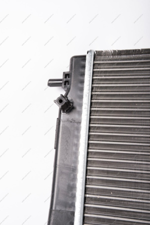 Радиатор охлаждения LADA Largus/Лада Ларгус с кондиц. 16 кл. . Lada LADA 214100598R