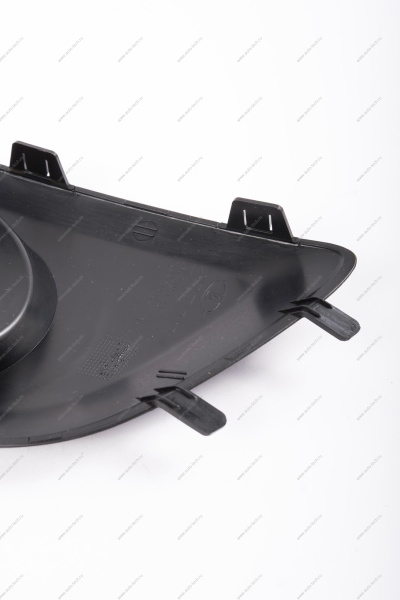 Заглушка противотуманной фары ВАЗ-2191 правая Lada LADA 21910-2803102-00